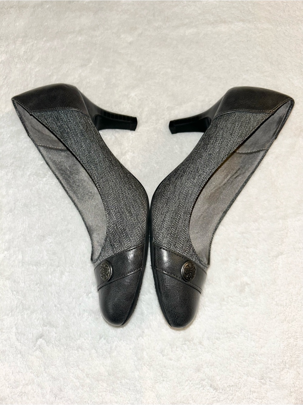 Sz 7 Life Stride Pumps Gray Herringbone 3” Heel Nonslip Sole Dark Gray Toe Cap